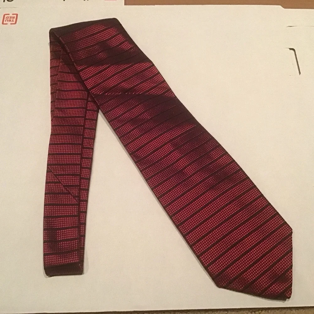 Brioni Neck Tie 100% Woven Silk Hand Made In Italy Red‎ Black Striped 58” 4”